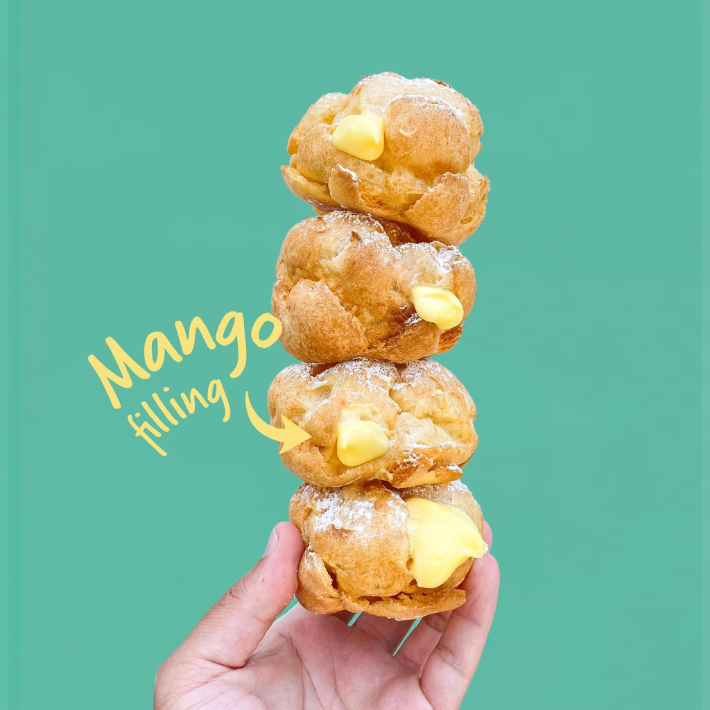 3. ميني إكلير وكريم بف من مستر بوفز: Mango Desserts In Cairo: 3. Mini Eclair and Cream Puff from Mr. Puffz: