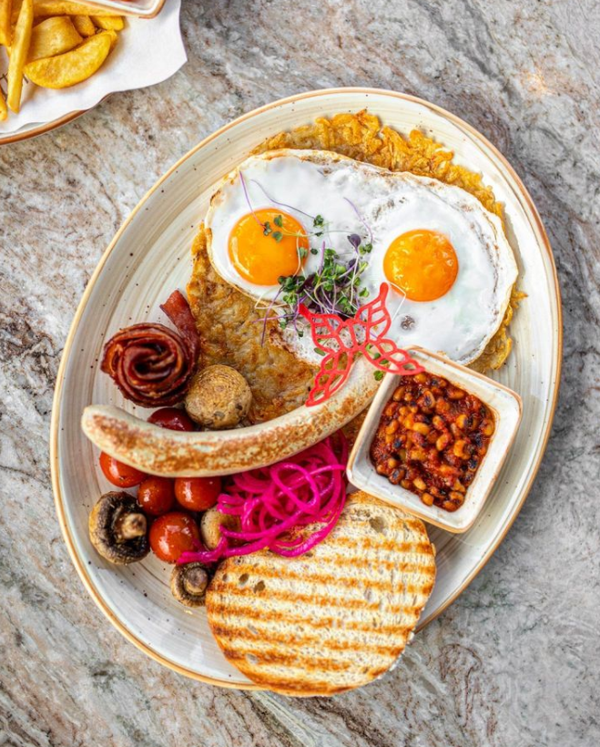 duchess English breakfast Cairo