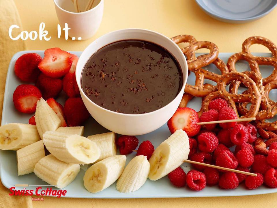 CHOCOLATE FONDUE 